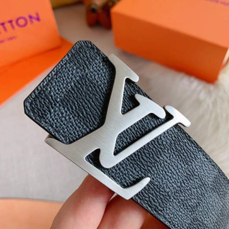 Picture of Louis Vuitton Belts _SKUfw142841516fw